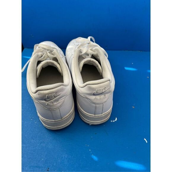 Nike Air Force 1 '07 Triple White Sneaker Shoes Men's Size US 11.5 - Picture 7 of 8